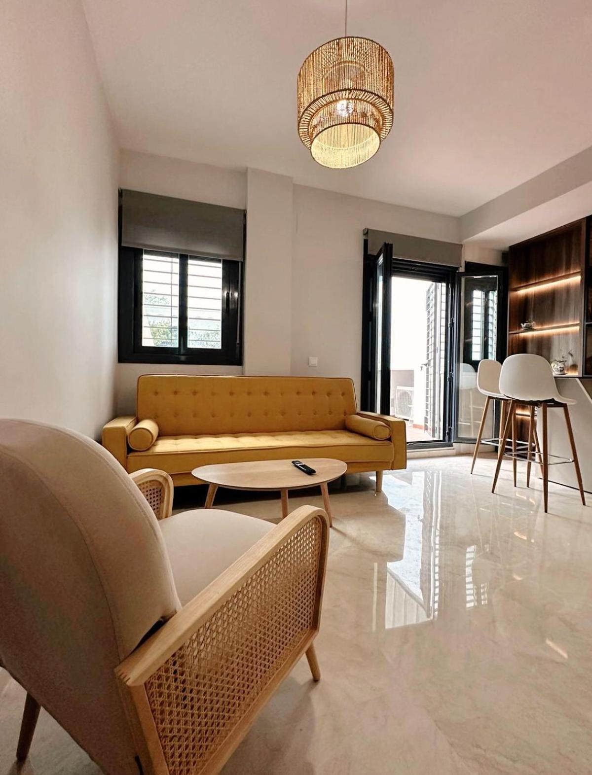 Apartamento-Pension El Trianero Junto Al Rio เซบีญา ภายนอก รูปภาพ